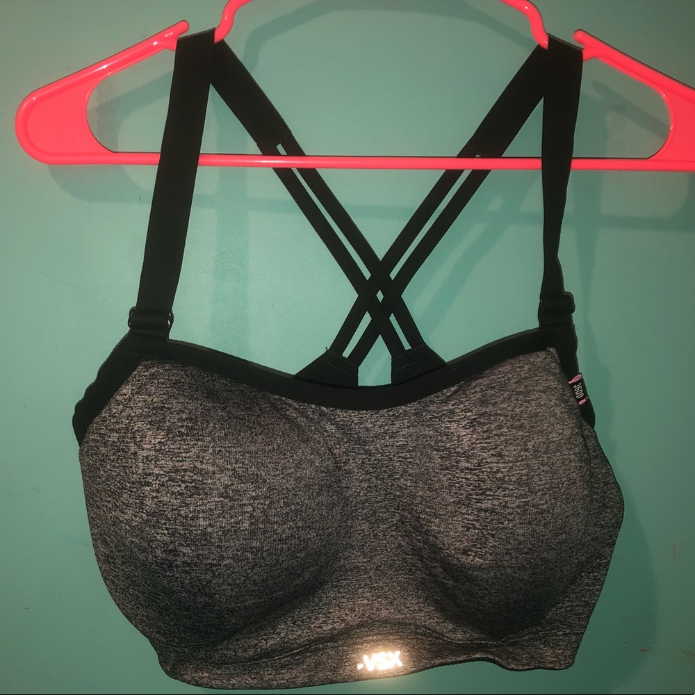 Victoria Secret sports bra size 36DD